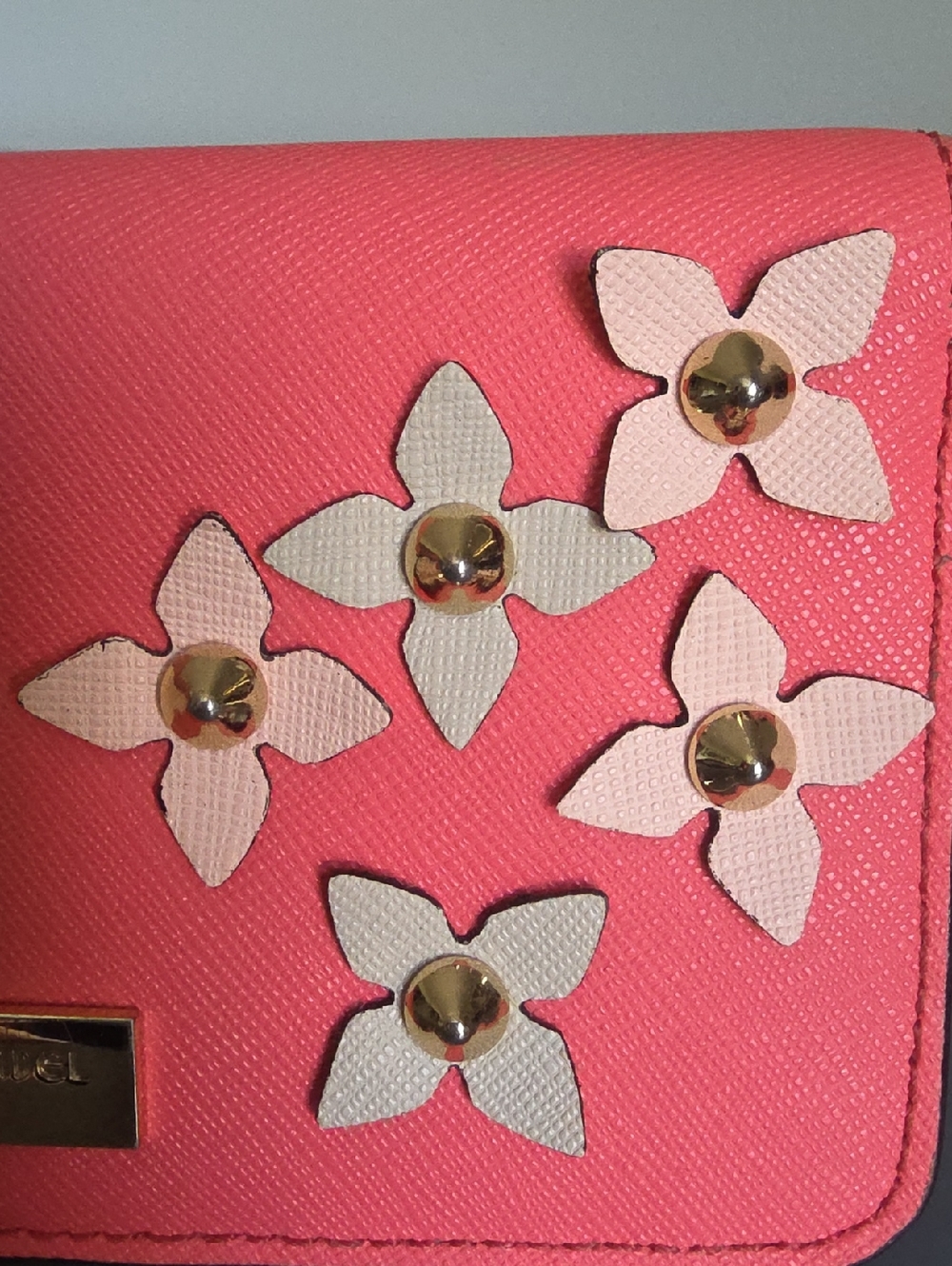 HENRI BENDEL Bright Coral With Floral Apllique Bifold Wallet - Picture 2 of 12